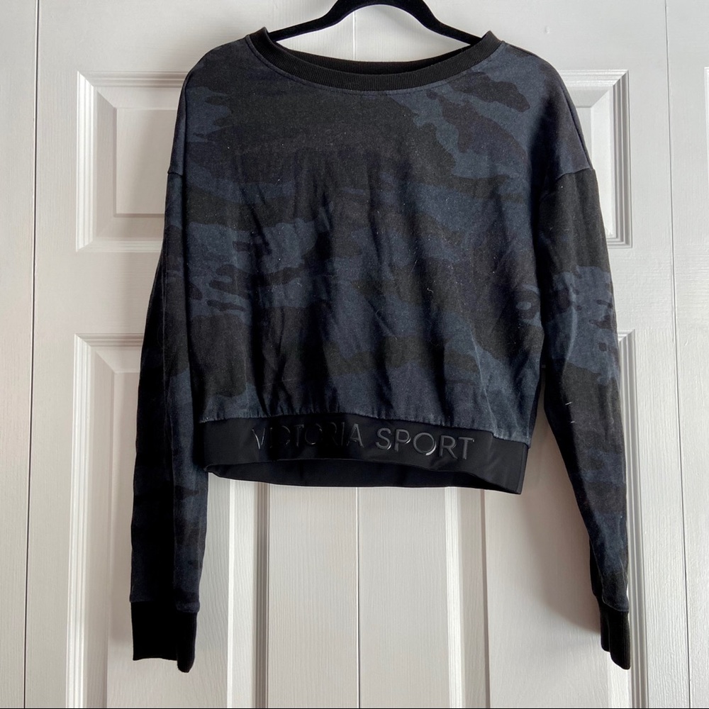 Victoria Sport Cropped Camo Sweatshirt - Picture 3 of 4